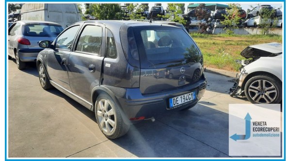 OPEL CORSA S07 del 2006 parti usate e ricambi