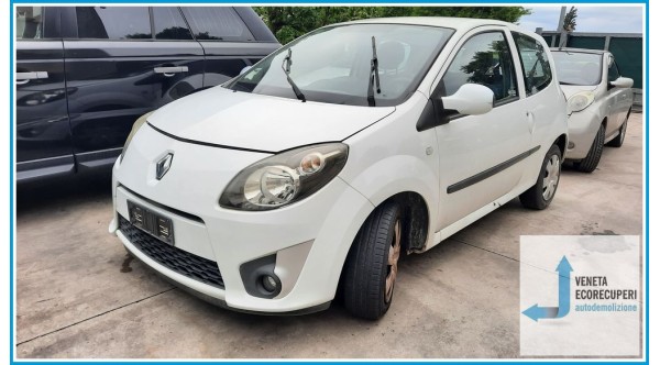 RENAULT TWINGO 2a Serie del 2010 parti usate e ricambi - Tipo Motore D7FA8