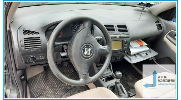 SEAT CORDOBA 6K del 1999 parti usate e ricambi - Tipo Motore AKK