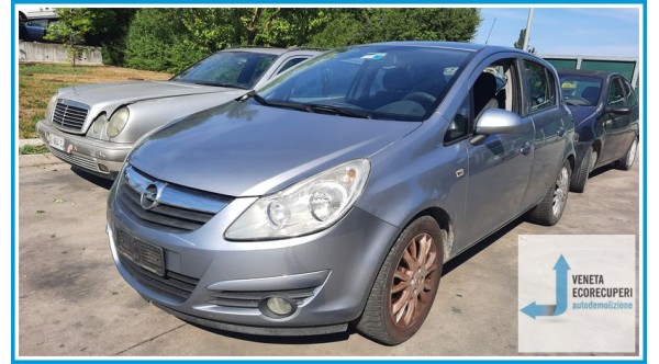 OPEL CORSA S07 del 2009 parti usate e ricambi