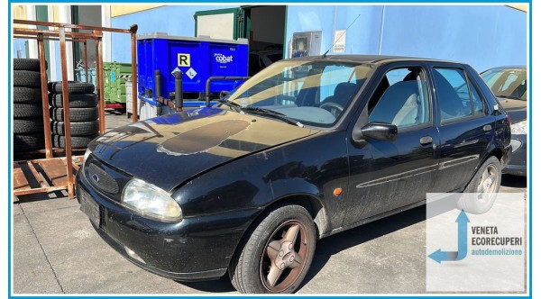 FORD FIESTA DX del 1997 parti usate e ricambi - Tipo Motore DHA