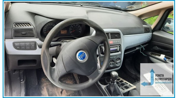 FIAT GRANDE PUNTO 2Y del 2007 parti usate e ricambi - Tipo Motore 199A4000