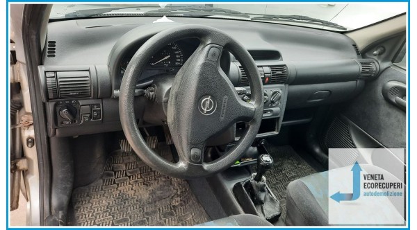 OPEL CORSA S93 del 2000 parti usate e ricambi - Tipo Motore X12XE