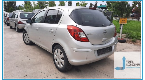 OPEL CORSA S07 del 2010 parti usate e ricambi - Tipo Motore Z12XEP