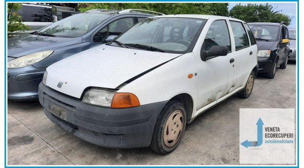 FIAT PUNTO 1a Serie del 1995 parti usate e ricambi - Tipo Motore 176B2000