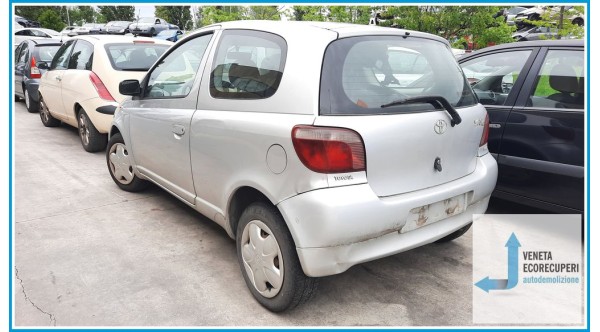 TOYOTA YARIS JPP del 2003 parti usate e ricambi - Tipo Motore 1SZFE