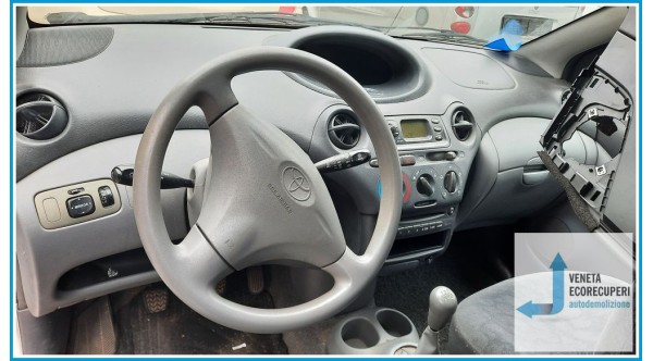 TOYOTA YARIS JPP del 2003 parti usate e ricambi - Tipo Motore 1SZFE