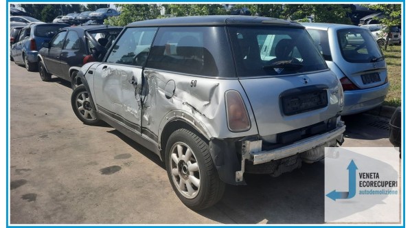 MINI MINI R50/R53 del 2002 parti usate e ricambi - Tipo Motore W10B16A