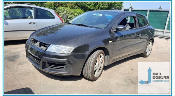 FIAT STILO 2C del 2003 parti usate e ricambi - Tipo Motore 192A1000