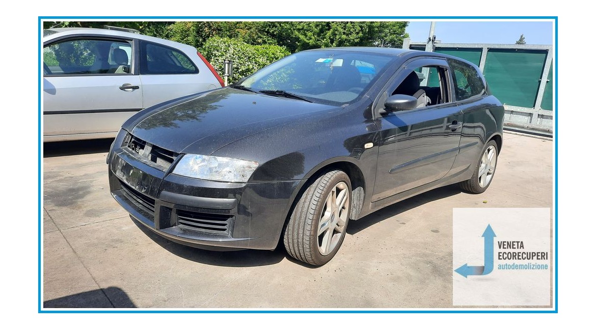FIAT STILO 2C del 2003 parti usate e ricambi - Tipo Motore 192A1000