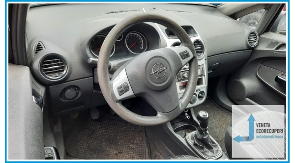 OPEL CORSA S07 del 2009 parti usate e ricambi