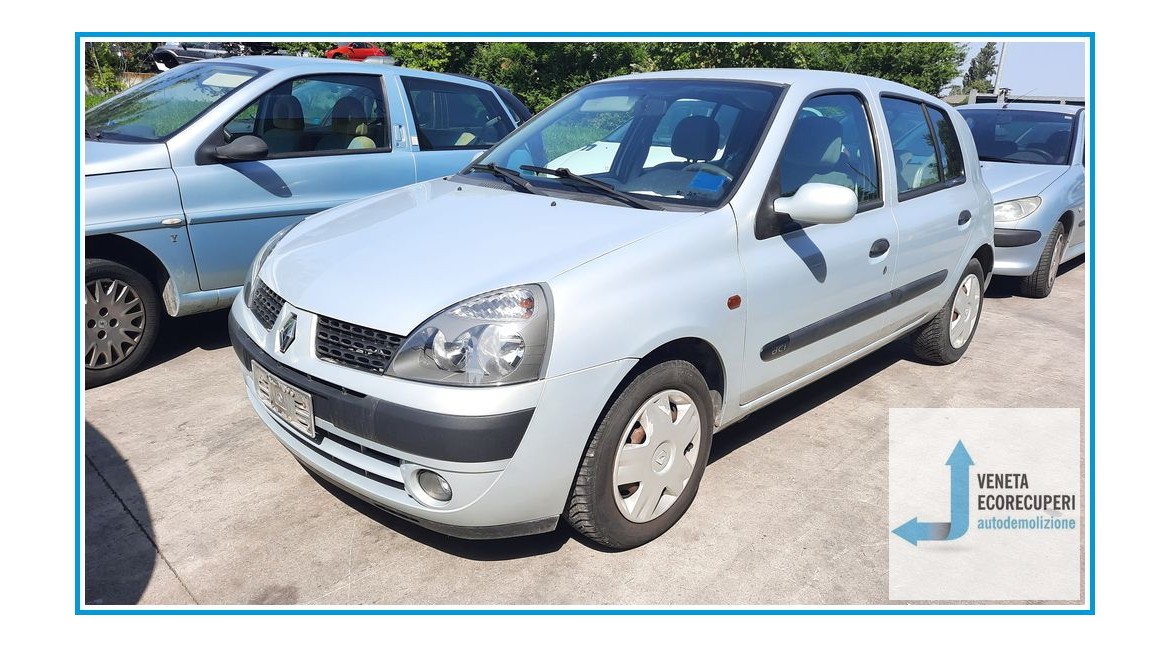 RENAULT CLIO 2a Serie del 2002 parti usate e ricambi - Tipo Motore K9KB7