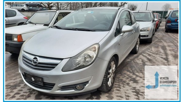 OPEL CORSA S07 del 2008 parti usate e ricambi