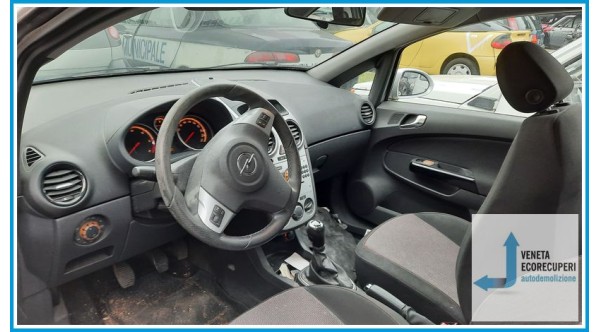 OPEL CORSA S07 del 2008 parti usate e ricambi