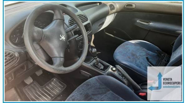 PEUGEOT 206 del 1999 parti usate e ricambi - Tipo Motore HFZ