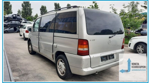 MERCEDES-BENZ VITO W638 del 2002 parti usate e ricambi - Tipo Motore 611980