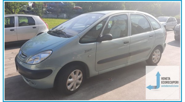 CITROEN XSARA PICASSO del 2001 parti usate e ricambi - Tipo Motore RHY