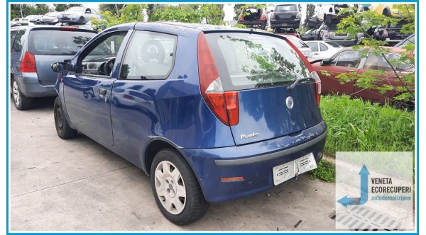 FIAT PUNTO 1N/1P del 2004 parti usate e ricambi - Tipo Motore 188A4000