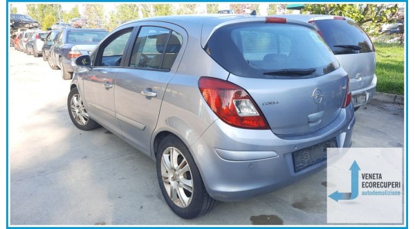 OPEL CORSA S07 del 2007 parti usate e ricambi