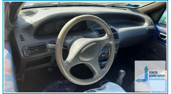 FIAT PUNTO 1a Serie del 1999 parti usate e ricambi - Tipo Motore 176B2000