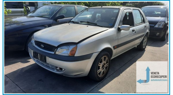 FORD FIESTA DX del 1999 parti usate e ricambi - Tipo Motore DHB