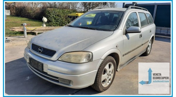 OPEL ASTRA T98 del 2000 parti usate e ricambi