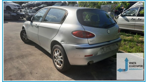 ALFA ROMEO 147 W8 del 2004 parti usate e ricambi - Tipo Motore AR37203