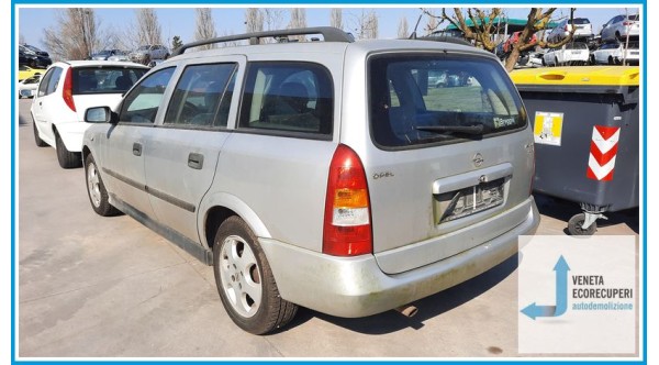 OPEL ASTRA T98 del 2000 parti usate e ricambi
