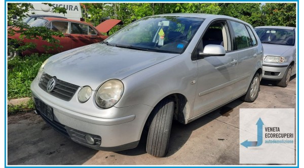 VOLKSWAGEN POLO 9N del 2003 parti usate e ricambi - Tipo Motore AMF