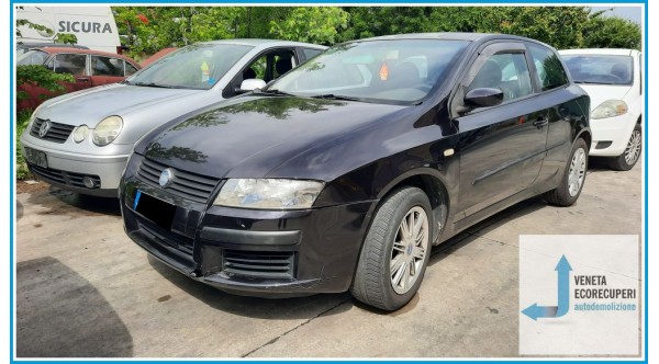 FIAT STILO 2C del 2001 parti usate e ricambi - Tipo Motore 192A1000