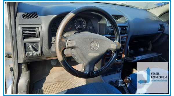 OPEL ASTRA T98 del 2000 parti usate e ricambi