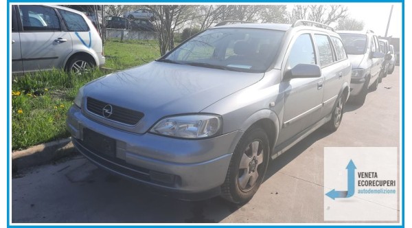 OPEL ASTRA T98 del 2004 parti usate e ricambi