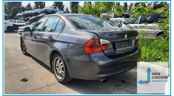 BMW Serie 3 E90/E91 del 2005 parti usate e ricambi - Tipo Motore 204D4