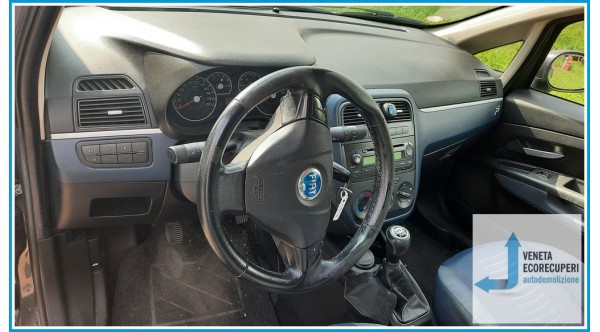 FIAT GRANDE PUNTO 2Y del 2007 parti usate e ricambi - Tipo Motore 199A2000