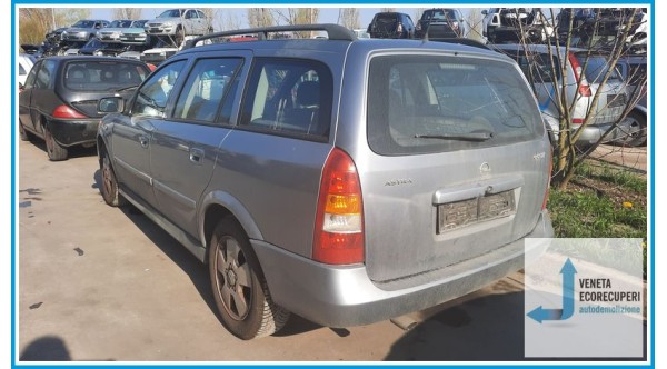 OPEL ASTRA T98 del 2004 parti usate e ricambi