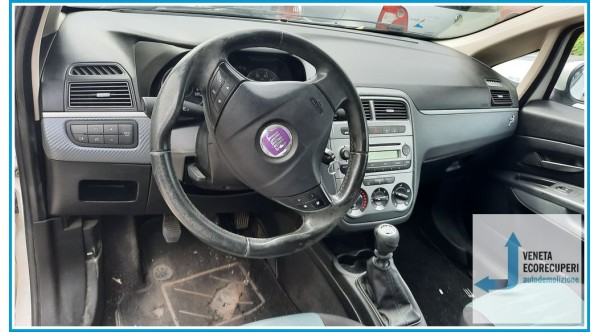 FIAT GRANDE PUNTO 4C del 2009 parti usate e ricambi - Tipo Motore 350A1000