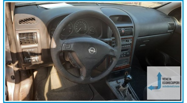 OPEL ASTRA T98 del 2004 parti usate e ricambi