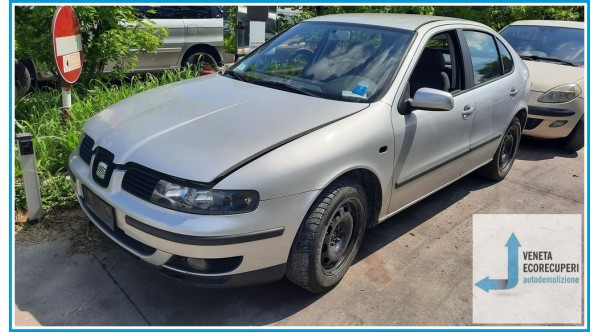 SEAT LEON 1M del 2000 parti usate e ricambi - Tipo Motore AKL