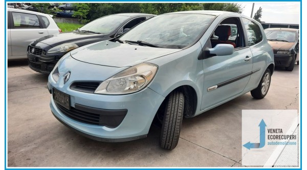 RENAULT CLIO 3a Serie del 2007 parti usate e ricambi - Tipo Motore D4FD7