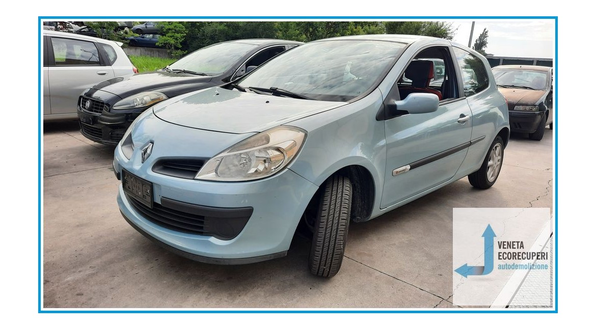 RENAULT CLIO 3a Serie del 2007 parti usate e ricambi - Tipo Motore D4FD7