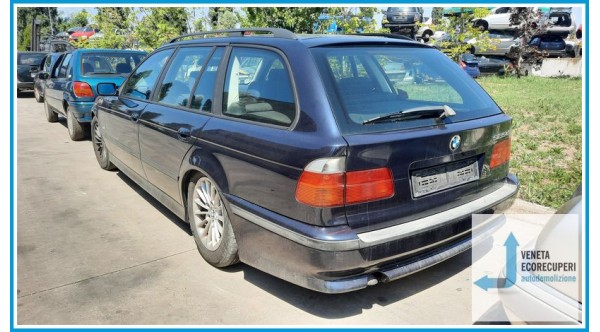 BMW Serie 5 E39 del 2000 parti usate e ricambi - Tipo Motore 256D1
