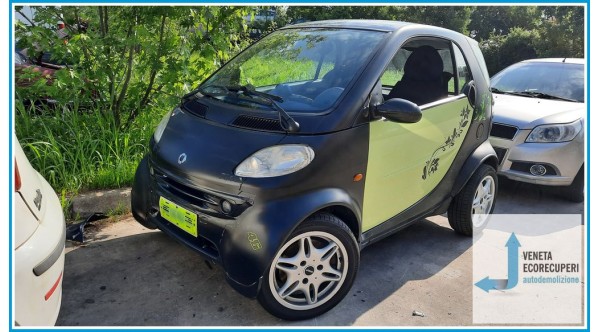 SMART COUPE' C450 del 2000 parti usate e ricambi - Tipo Motore 13