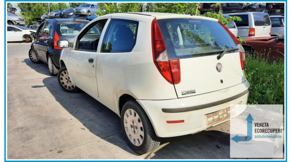 FIAT PUNTO CLASSIC 2U del 2010 parti usate e ricambi - Tipo Motore 188A4000