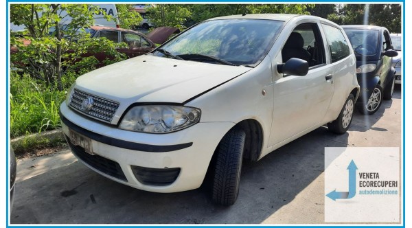 FIAT PUNTO CLASSIC 2U del 2010 parti usate e ricambi - Tipo Motore 188A4000