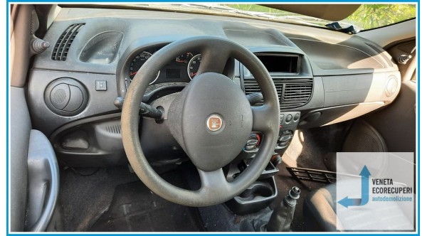 FIAT PUNTO CLASSIC 2U del 2010 parti usate e ricambi - Tipo Motore 188A4000
