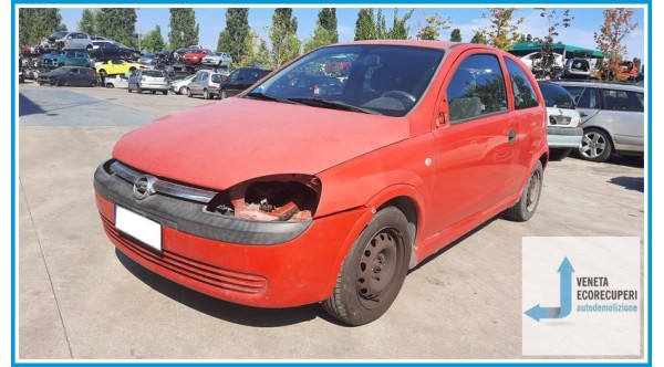 OPEL CORSA X01 del 2002 parti usate e ricambi