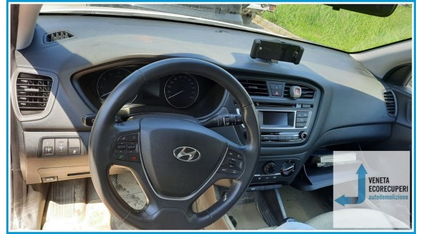HYUNDAI i20 del 2016 parti usate e ricambi - Tipo Motore G4LA