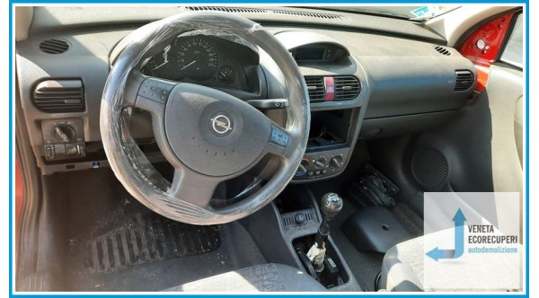 OPEL CORSA X01 del 2002 parti usate e ricambi