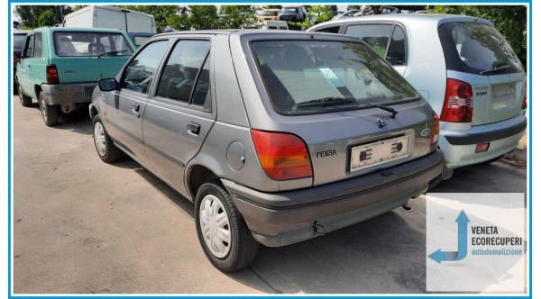 FORD FIESTA 2a Serie del 1995 parti usate e ricambi - Tipo Motore J6B