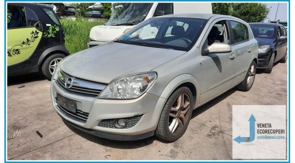 OPEL ASTRA A04 del 2008 parti usate e ricambi - Tipo Motore Z17DTH
